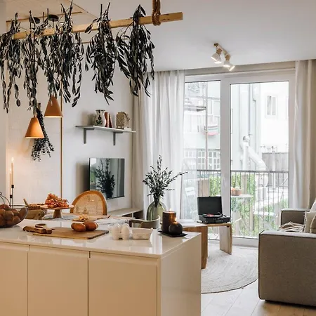 Belmez - 1 Bedroom, Pool And Parking In Arroios *