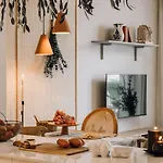 Belmez - 1 Bedroom, Pool And Parking In Arroios Lissabon