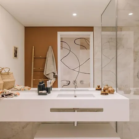 Belmez - 1 Bedroom, Pool And Parking In Arroios 리스본
